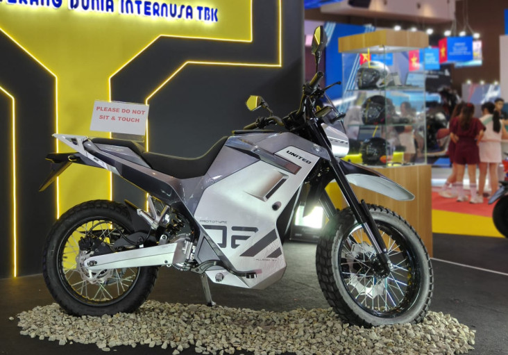 Bisa Dipakai Trabas, United Luncurkan Motor Listrik Dual-Purpose pada area IIMS 2025