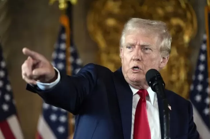 Perang Dagang Memanas, Trump Bakal Kenakan Tarif 25% untuk Impor Baja juga Alumunium