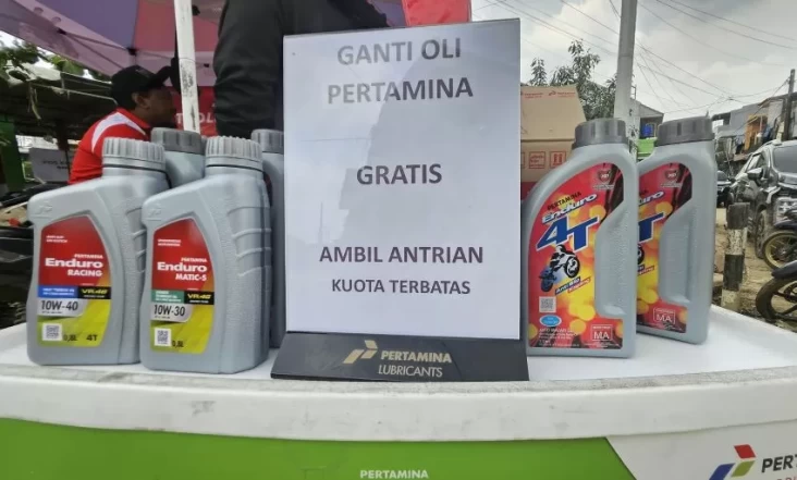 Pertamina Gelar Ganti Oli Gratis untuk 1.000 Motor Terdampak Banjir Jabodetabek