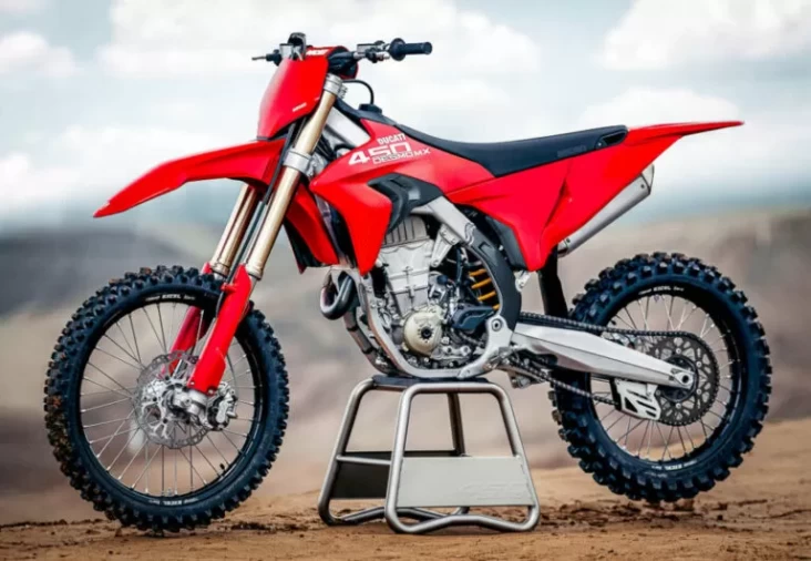 Ducati Desmo450 MX Mesin 1 Silender 449cc dengan Bobot Ringan