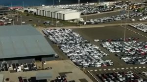 Jadi Sasaran Serangan, Pabrik Tesla Sediakan Tempat Bersembunyi Karyawan