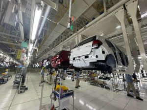 Tarif Impor Kendaraan Mencapai 25% Bisa Bikin Babak Belur Industri Otomotif ASEAN