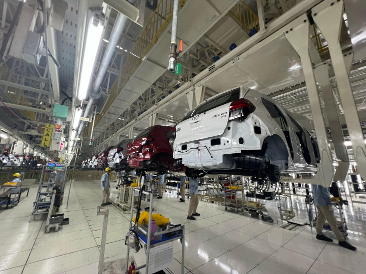 Tarif Impor Kendaraan Mencapai 25% Bisa Bikin Babak Belur Industri Otomotif ASEAN