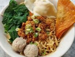 7 Warung Mie Ayam Paling Populer di Semarang, Wajib Dikunjungi Saat Pulang Kampung