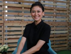 Kisah Cinta Marissa Anita dan Andrew Trigg yang Berakhir Setelah 17 Tahun Pernikahan