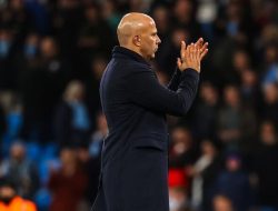 Liverpool Kalah 0-3, Arne Slot Terancam!