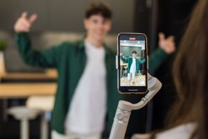 Anak 8 Tahun di Kebumen Hidup Sebatang Kara Usai Orang Tua dan Adik Meninggal, Ayah Menikah Lagi