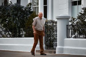 8 Tips Sederhana untuk Mencegah Jatuh pada Lansia