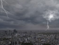 Daftar Wilayah Berisiko Cuaca Ekstrem Akhir Tahun, Jabodetabek Termasuk?