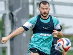 Persebaya Rugi Rp 12,61 Miliar! Lini Depan Tumbang, Striker Cuma 2 Gol dari 14 Pemain