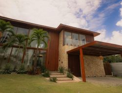 Inspirasi atap kayu untuk rumah minimalis ramah lingkungan
