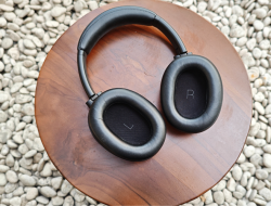 Apakah Headphone Bluetooth Bahaya bagi Otak? Ini Bukti Ilmiahnya