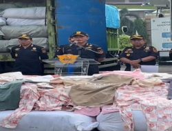 Daftar 7 Berita Terpopuler Hari Ini: Warga Keringkan Kolam TKP Bocah Tewas Tenggelam di Batam