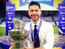 Benjamin Mora Tolak Puebla, Bonek Antusias Tunggu Keputusan Persebaya Surabaya