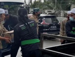 Bupati Indramayu Turun ke Lokasi Banjir Sungai Plawad, Beri Bantuan untuk Warga Bugel