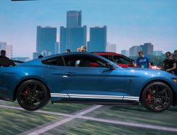 Ford Mustang Shelby GT500 2026, Mobil Otonom Paling Ditunggu dengan Tampilan Lebih Gagah!