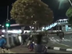 Viral, Pengamen Dianiaya Pemotor di Bandung, Gitarnya Hancur