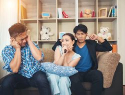 Saudara Mu Bersikap Berbeda? Ini 7 Pola yang Mungkin Kamu Lihat Menurut Psikologi