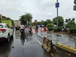Dari Kalideres ke Grogol, Titik Putar Balik Jalan Daan Mogot Dikuasai Pak Ogah