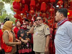 Rano Karno Pantau Persiapan Imlek di Glodok, Soroti Penataan Kawasan dan Parkir Liar