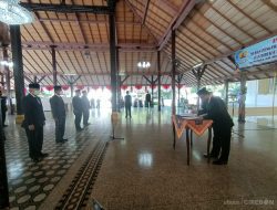 Bupati TTS Lantik Jajaran Direksi dan Dewan Pengawas Perumda Air Minum