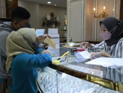 Harga emas Pegadaian turun, saatnya beli atau tunggu?