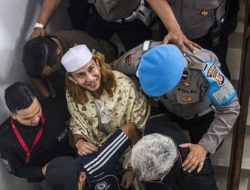Permintaan Maaf Bahar bin Smith Ditolak, Penangguhan Penahanan Tuai Kontroversi