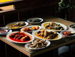 3 Tempat Makan Enak di Pekanbaru, Strategis Dekat Pusat Kota