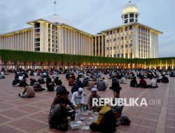 Ramadhan dan Kehadiran Sosial