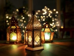 Alaska Bukan Ujung Dunia, Tapi Cara Kita Membayangkan Ramadan Bersama