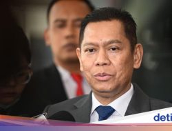 Biodata Adies Kadir yang Baru Sebulan Jadi Hakim MK Disidang Etik