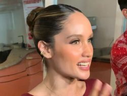 Cinta Laura: Beasiswa untuk yang Membutuhkan
