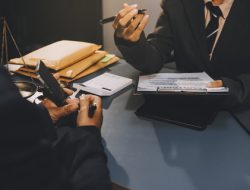 Komodifikasi Keadilan di Bawah Hegemoni Pasar