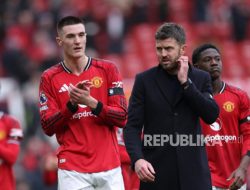 Carrick Dijuluki Pahlawan, Suporter MU Bersorak Nama Sang Legenda