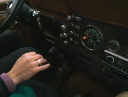 Jangan Tunda Ganti Oli Transmisi, Bisa Berbahaya