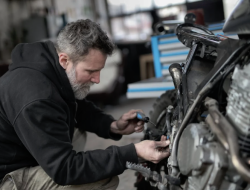 Waktu terbaik ganti oli motor: pagi hari