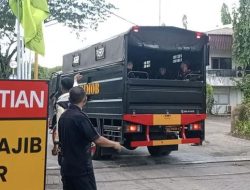 Kebakaran di PT Great Wall Steel Waru, 1 orang tewas saat istirahat di parkiran