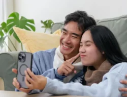 Jika Pria Bangga Memiliki Anda, Ini 8 Perilaku yang Biasanya Ditunjukkan Menurut Psikologi