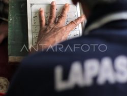Kisah cinta tersangka di balik jeruji besi Rohil