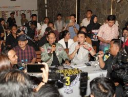 Setelah viral dikejar DPR, Menpar Widi dikritik keras Akbar Faizal: Mundur dari jabatan